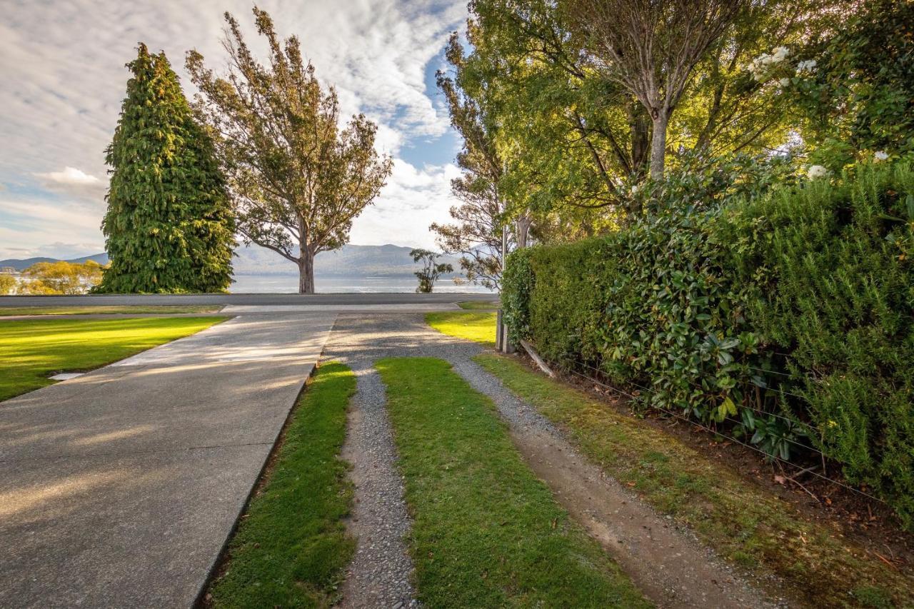 Hop, Skip And Jump To The Lake - Te Anau House Luaran gambar